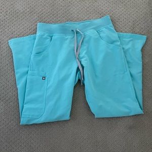 Wear Figs Kade Cargo Bottoms